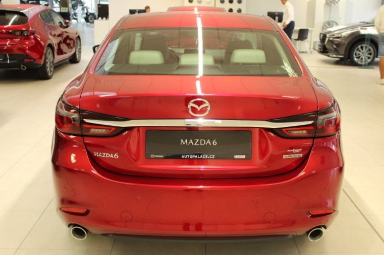 Mazda 6, 2,5G 194k AT, barva červená