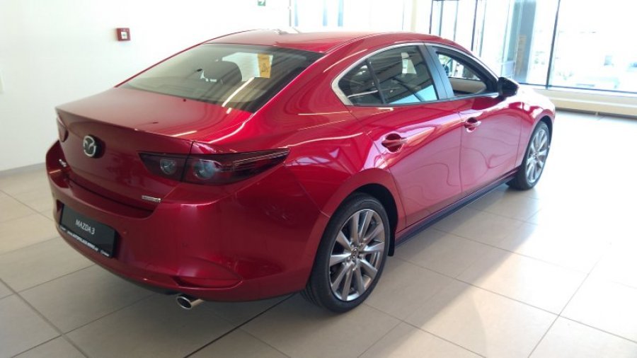 Mazda 3, Skyactiv-G 122k, barva červená