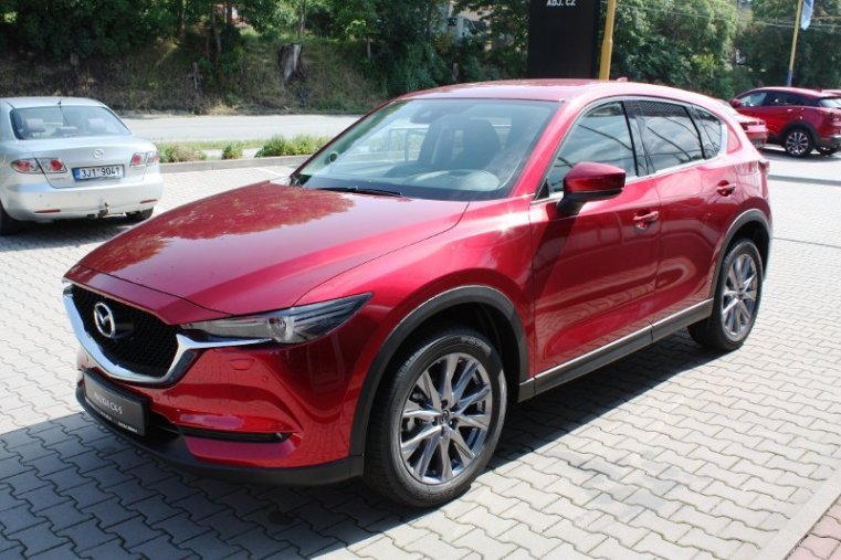 Mazda CX-5, SKYACTIV-G, barva červená