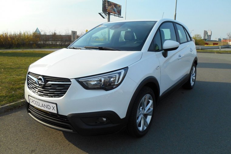 Opel Crossland X, 1.2 TURBO SMILE MT6 ALU, barva bílá