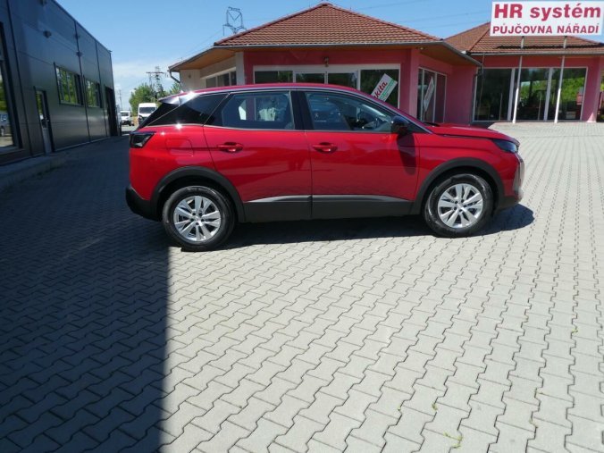 Peugeot 3008, Peugeot 3008 ACTIVE PACK 1.2 PureTech MAN6, barva červená