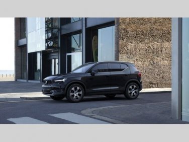 Volvo XC40 - B4 2.0L 197 HP INSCRIPTION AT8