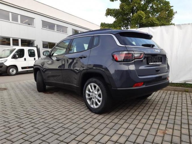 Jeep Compass, 1.3 150 Long.  AUTOM, SKLADEM!, barva šedá