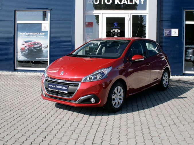 Peugeot 208, ACTIVE 1.2 PureTech 82k, barva červená