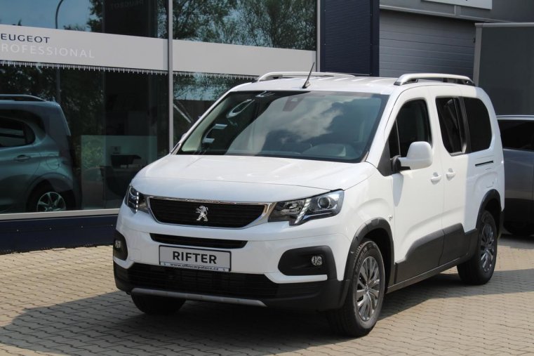 Peugeot Rifter, GT LINE 1.2 96KW, barva bílá