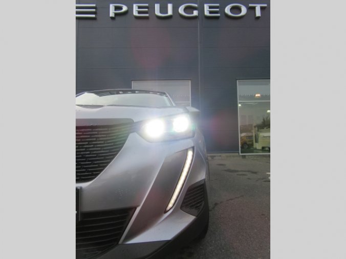 Peugeot 2008, ACTIVE PACK 1.2 PT 130k MAN6, barva šedá