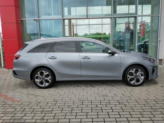 Kia Ceed, SW 1,5 T-GDi TOP 17¨ ALU KOLA, barva šedá