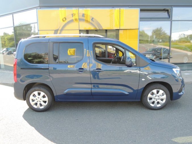 Opel Combo, INNOVATION L1H1 1,2T 81KW MT6, barva modrá