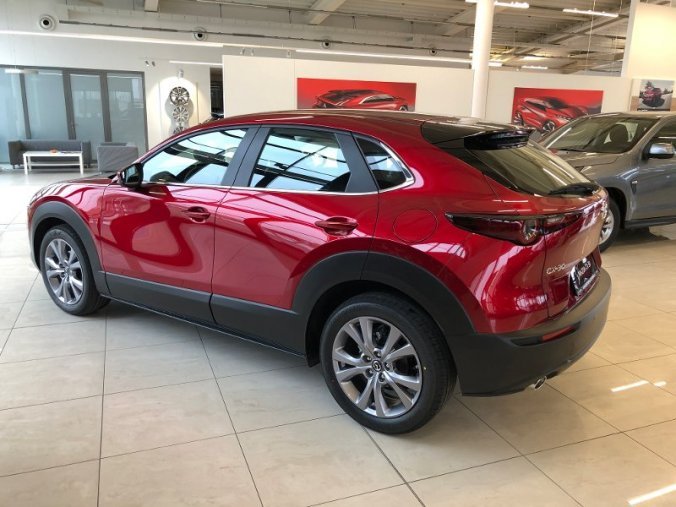 Mazda CX-30, Skyactiv-G 122, barva červená