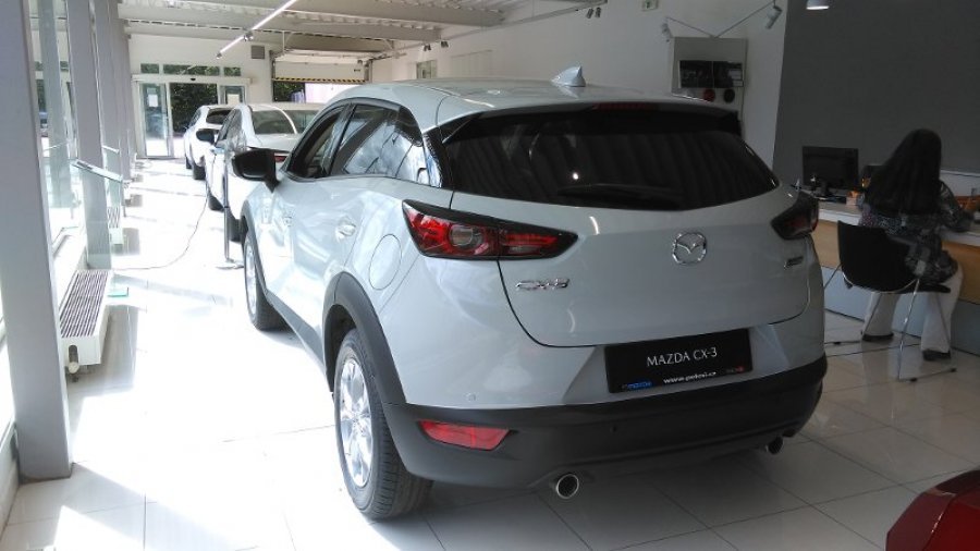 Mazda CX-3, 2.0 Sky-G 121k M/T, barva stříbrná