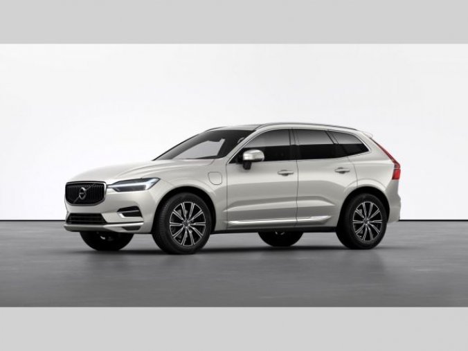 Volvo XC60, T8 RECHARGE 2.0L 303 HP INSCRI, barva zlatá