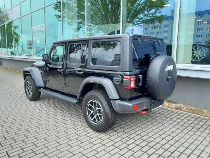 Jeep Wrangler, Unlimited 2,0T  Rubicon ČR, barva černá