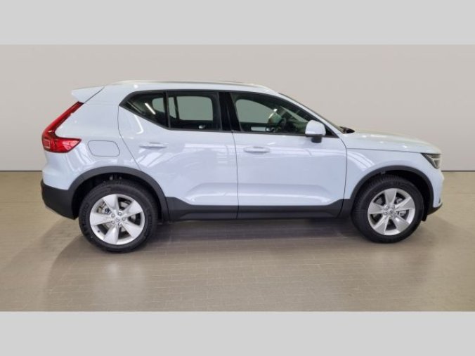 Volvo XC40, T2 1.5L 129 HP AT8 FWD CORE, barva modrá