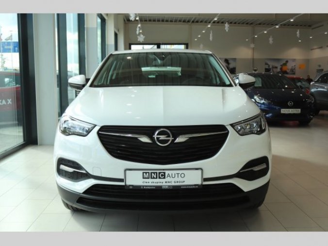 Opel Grandland X, SMILE 1.2 Turbo 96kW MT6, barva bílá