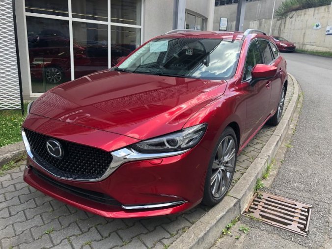 Mazda 6, 2.5i G 194K, barva červená