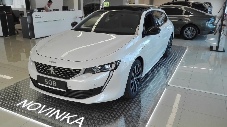 Peugeot 508, SW GT LINE BlueHDi 180 EAT8, barva bílá