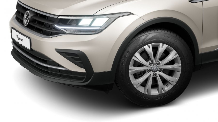 Volkswagen Tiguan, Tiguan Life 1,5 TSI 110 kW EVO 6G, barva stříbrná