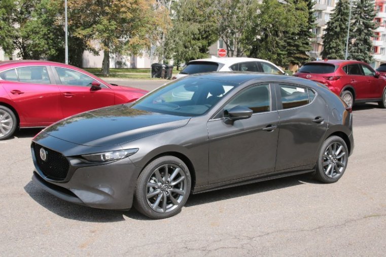 Mazda 3, 2,0 Skyactiv-G 122k, barva šedá