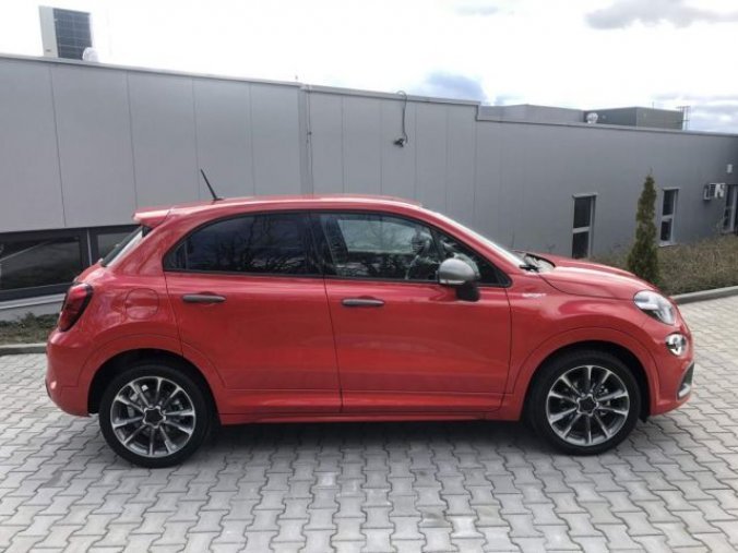 Fiat 500X, SPORT 1.0 120k, barva červená