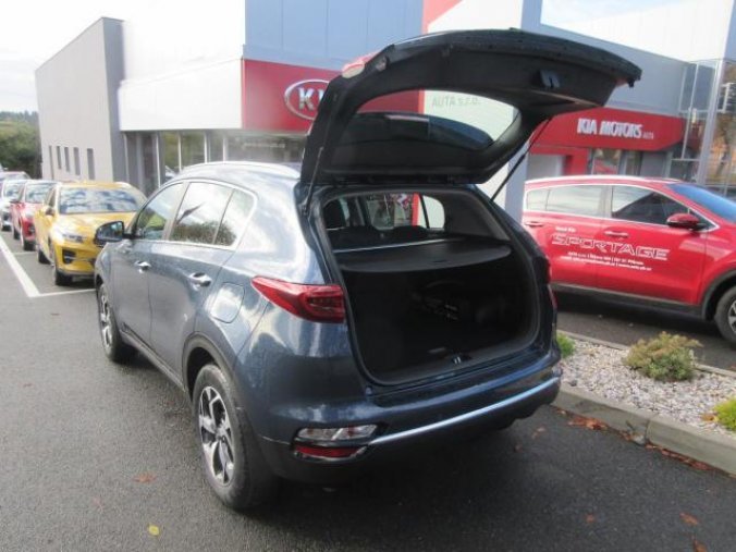 Kia Sportage, 1,6 GDi 4x2 TOP, barva modrá