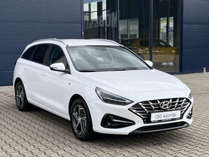 Hyundai i30, 1,5i CVVT 81 kW (95 NAT) 6 st. man, barva bílá