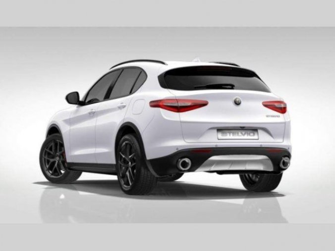 Alfa Romeo Stelvio, 2.0 Turbo 280k Q4 VELOCE, barva bílá