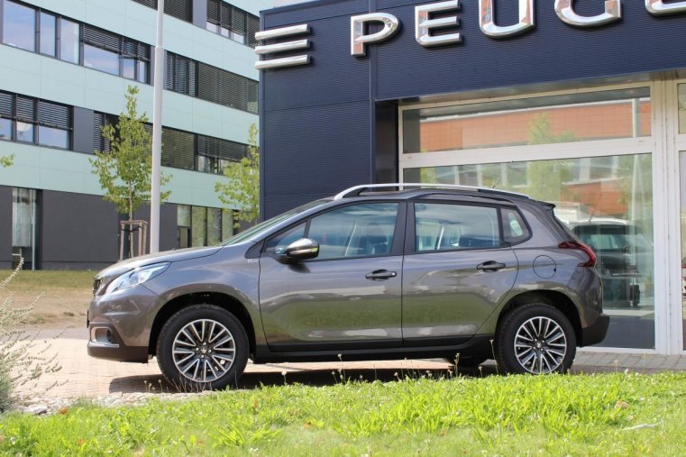 Peugeot 2008, ACTIVE 1.2 PureTech 82k MAN5, barva šedá