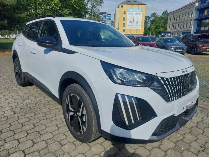 Peugeot 2008, Peugeot 2008 Allure PureTech 100 S&S MA, barva bílá