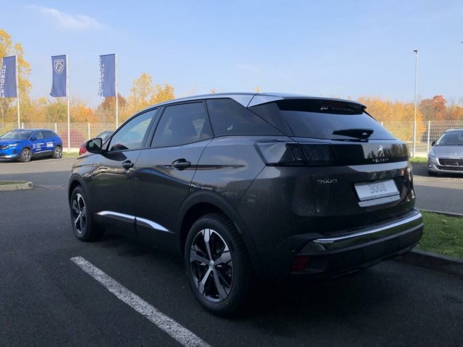 Peugeot 3008, Peugeot 3008 ALLURE 1.5 BHDi 130k EAT8, barva šedá