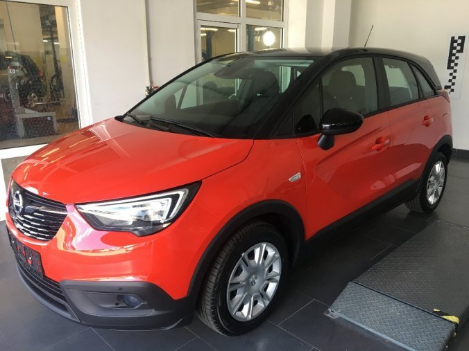 Opel Crossland X, SMILE 1.2 60kW, barva červená