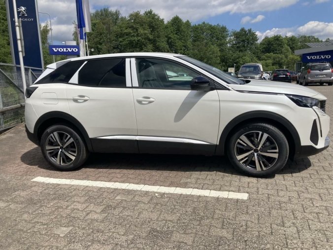 Peugeot 3008, Peugeot 3008 ALLURE PACK BlueHDi 130 EAT8, barva bílá