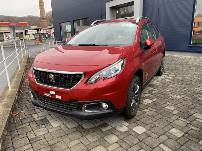 Peugeot 2008, ACTIVE 1.2 PureTech 110 S&S MAN6, barva červená