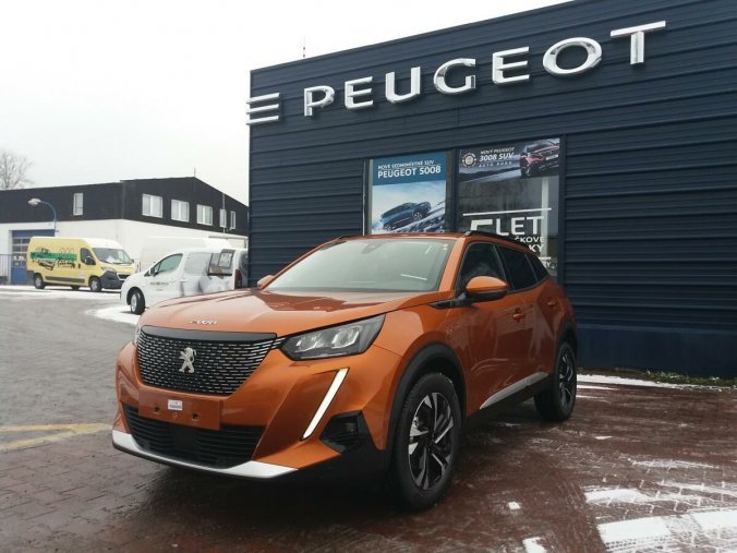 Peugeot 2008, ALLURE 1.2 PureTech 100k MAN6, barva oranžová