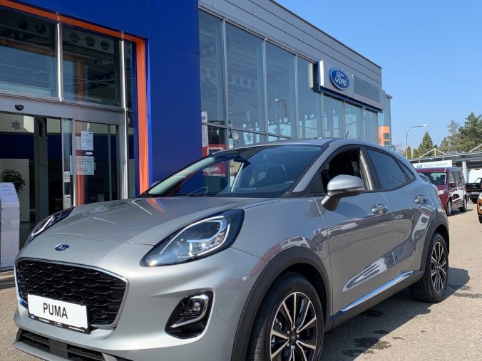 Ford Puma, Titanium, 5dveřová, 1.0 EcoBoost 92 kW/125 k, 6st. manuální, barva stříbrná