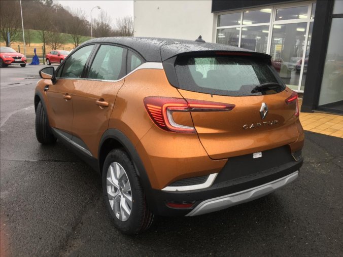 Renault Captur, 1,0 TCe 90  Intens, barva oranžová