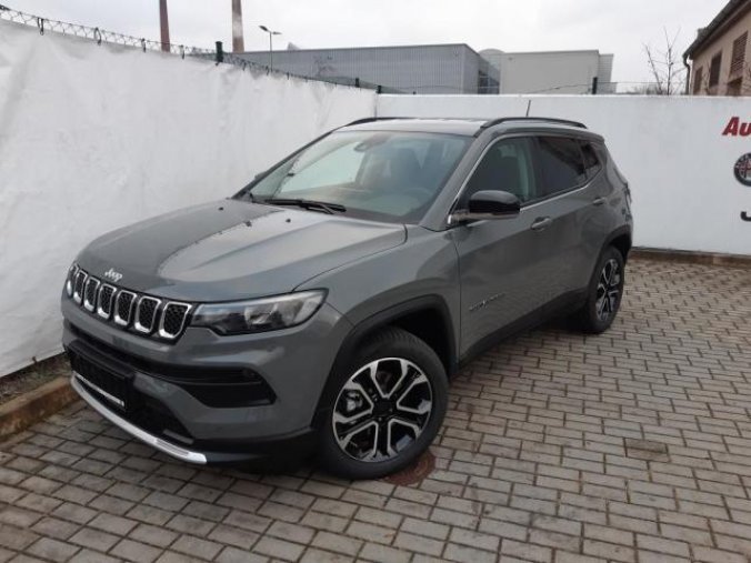 Jeep Compass, 1.3 150 PS LIMITED 4x2 AUTOMAT, barva šedá