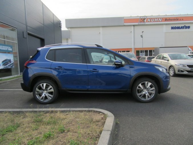 Peugeot 2008, ALLURE 1.2 PureTech 130k MAN6, barva modrá