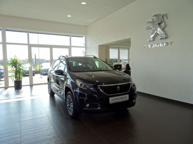 Peugeot 2008, ACTIVE 1.2 PureTech 110k, barva šedá