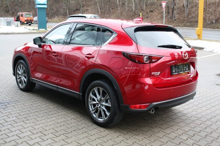 Mazda CX-5, SKYACTIV-G, barva červená