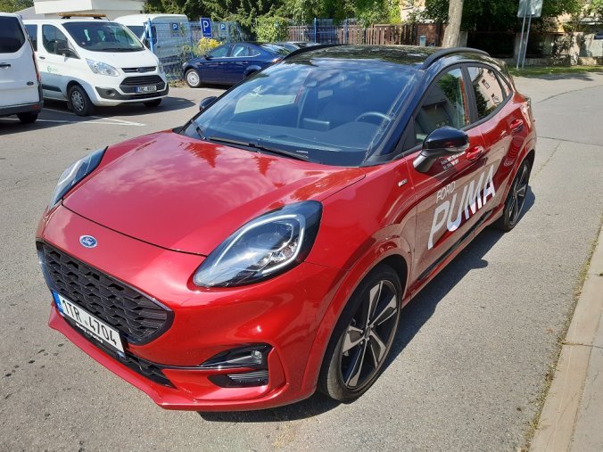 Ford Puma, ST-Line X, 5dveřová, 1.0 EcoBoost  114 kW/155 k, 6st. manuální, barva červená