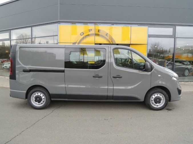 Opel Vivaro, CREW VAN L2H1 6 MÍST 120K MT6, barva šedá