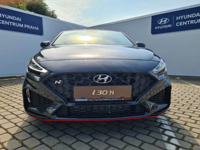 Hyundai i30, 2,0 T-GDI 206 kW MT, barva šedá