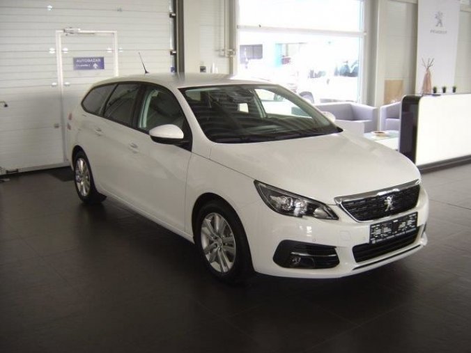 Peugeot 308, SW Active 1.2 PureTech 130 S&S MAN6, barva bílá