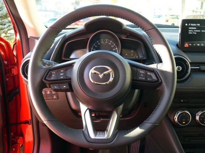 Mazda CX-3, 2.0 Skyactiv G121, barva červená