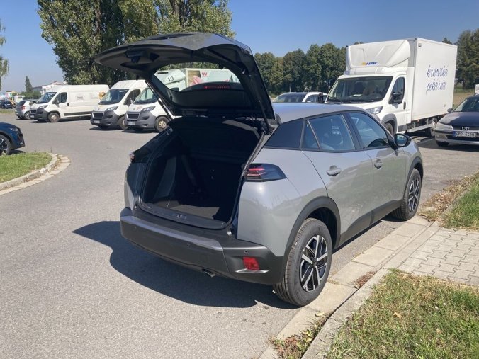 Peugeot 2008, Peugeot 2008 ACTIVE PureTech 100 S&S MAN6, barva šedá