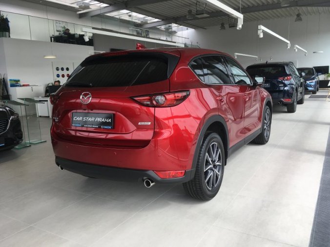 Mazda CX-5, 2.5i, barva červená