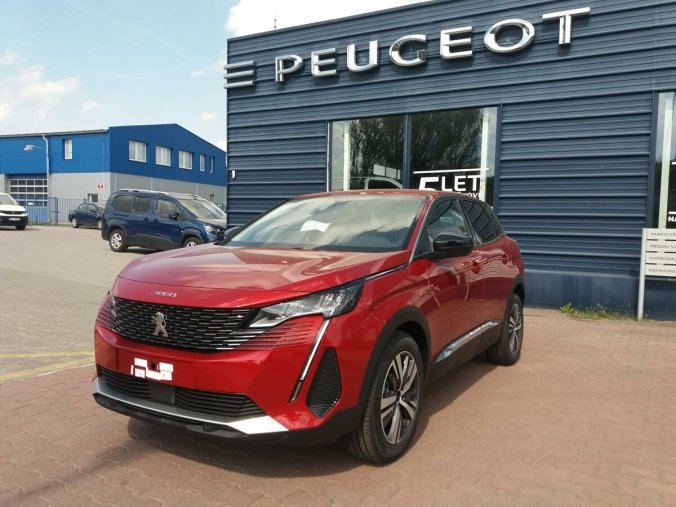 Peugeot 3008, ALLURE 1.2 PureTech 130k MAN6, barva červená