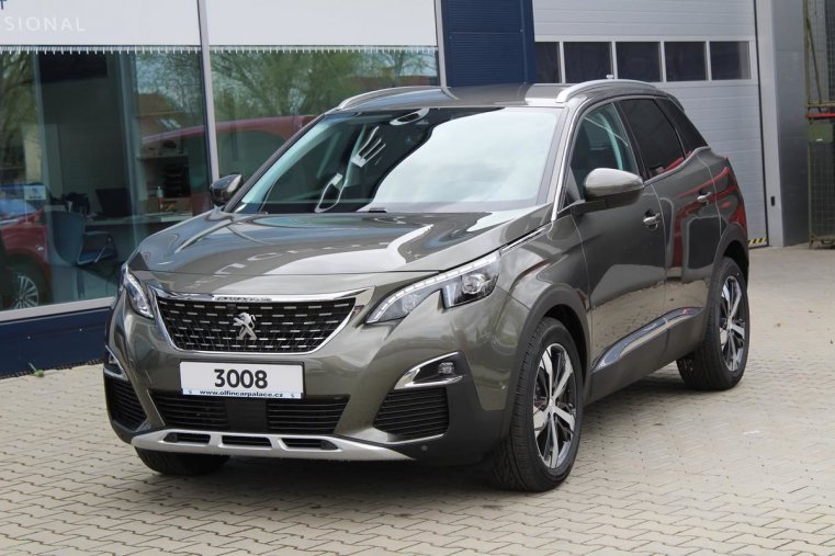 Peugeot 3008, ALLURE 1.2 96kW, barva šedá