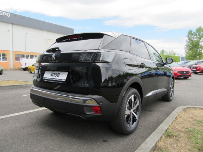 Peugeot 3008, ALLURE 1.5 BHDi 130k MAN6, barva černá