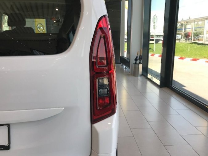 Opel Combo, Life Enjoy 1.5CDTi 75kW MT5, barva bílá